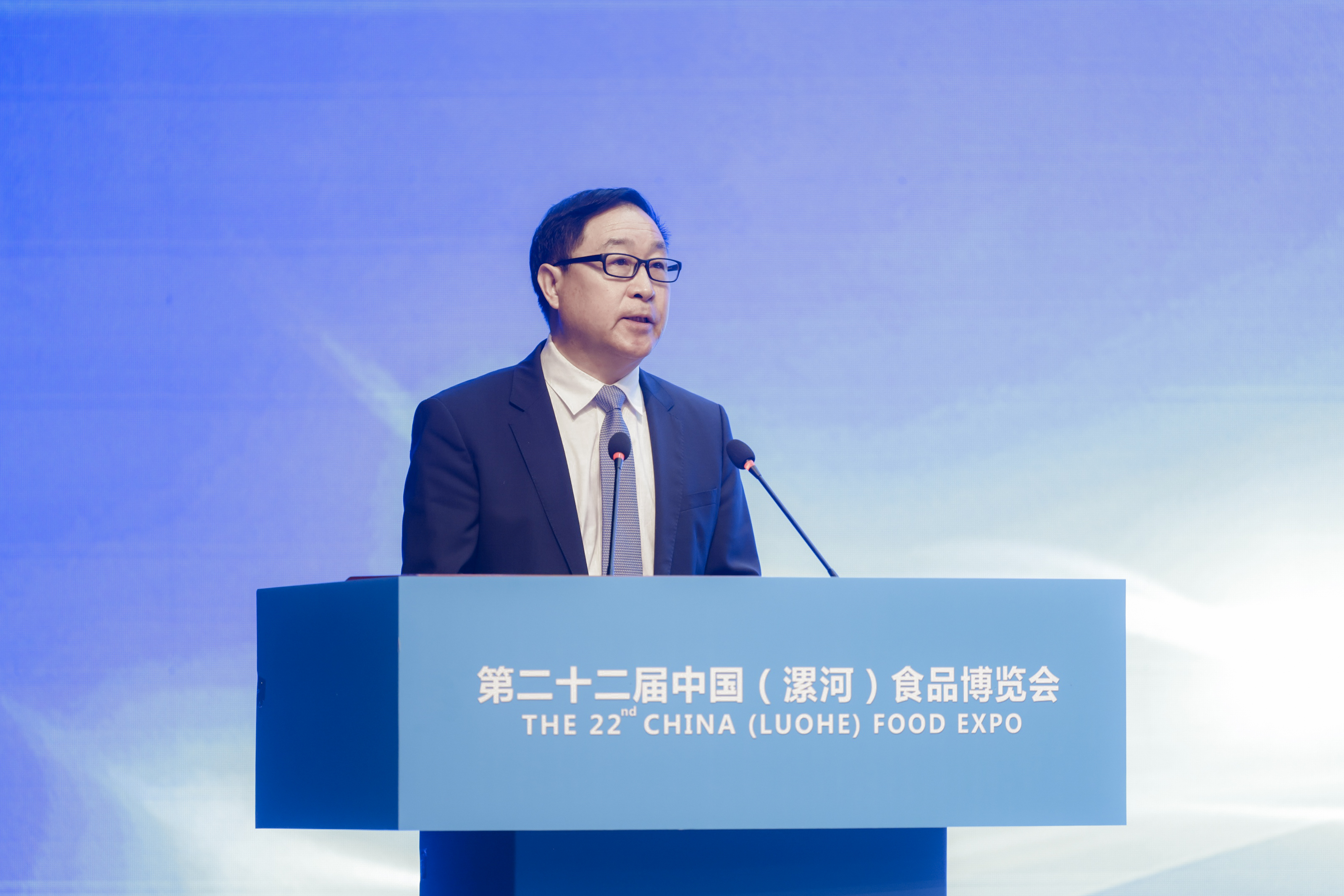 楚玉峰理事長出席第二十二屆中國(漯河)食品博覽會